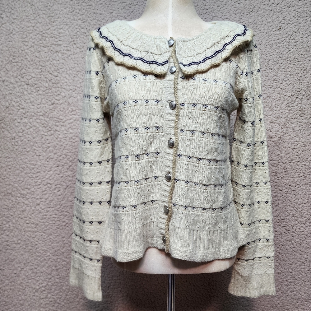 Ray Cassin Button Up Cardigan Beige Sweater Size F see photos for measurements.
